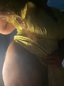 Annalua73 online show from January 10, 2026, 9:54 pm