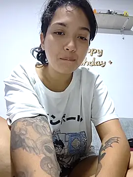 Snapshot of Lilitth_ chatting on February 24, 2026, 11:33 am Lilitth online show from February 24, 2026, 11:33 am