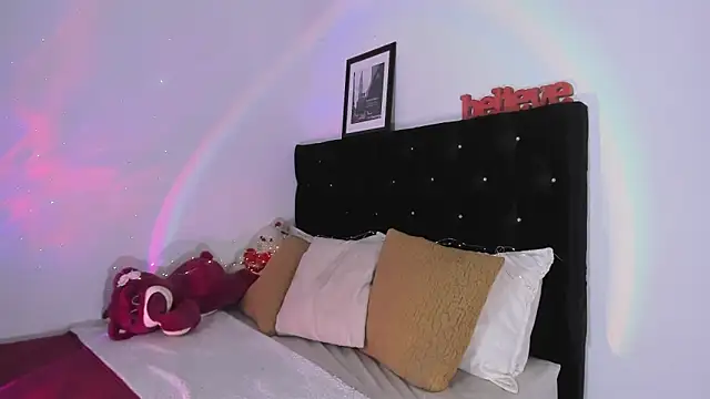 zoe siren online show from May 16, 2026, 7:29 am