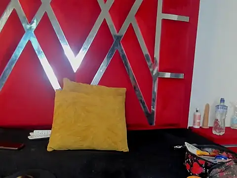 Snapshot of sweetdesireasm chatting on April 8, 2026, 8:21 pm sweetdesireasm online show from April 8, 2026, 8:21 pm