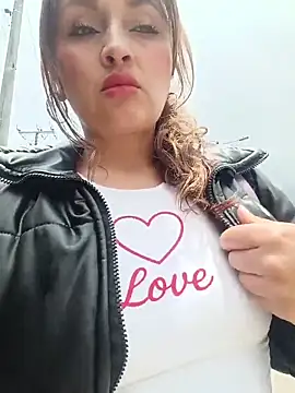 Alejandra N online show from March 25, 2026, 4:39 pm