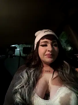 Snapshot of RoseNubble chatting on February 18, 2026, 10:50 pm RoseNubble online show from February 18, 2026, 10:50 pm