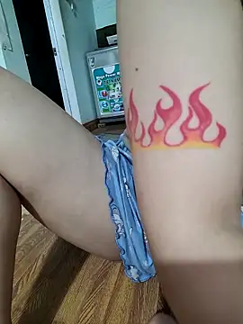 -LunaLust online show from March 5, 2026, 2:08 am