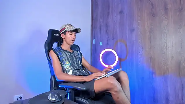 neitan miller  online show from February 18, 2026, 11:50 am