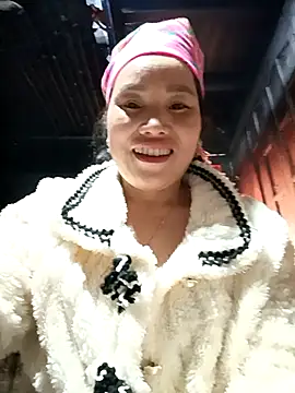 yu--yo online show from February 14, 2026, 2:34 am