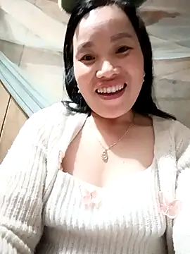 yu--yo online show from February 19, 2026, 11:40 am