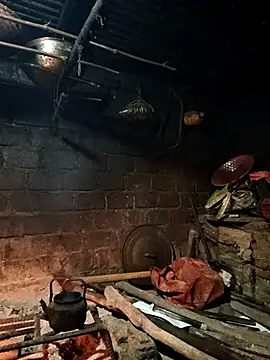 yu--yo online show from March 10, 2026, 11:31 pm