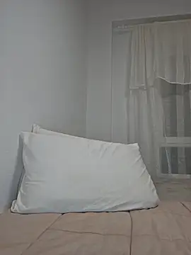 Snapshot of Angelmoon04 chatting on June 21, 2026, 3:34 am Angelmoon04 online show from June 21, 2026, 3:34 am