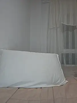 Snapshot of Angelmoon04 chatting on July 3, 2026, 2:51 am Angelmoon04 online show from July 3, 2026, 2:51 am