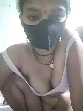 Snapshot of Hotmayahot chatting on June 16, 2026, 6:30 pm Hotmayahot online show from June 16, 2026, 6:30 pm