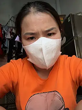 Snapshot of July-love chatting on February 8, 2026, 6:55 am July-love online show from February 8, 2026, 6:55 am