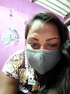 Tamil Hot Priya online show from March 15, 2026, 4:41 am