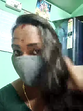 Tamil Hot Priya online show from April 9, 2026, 6:25 pm