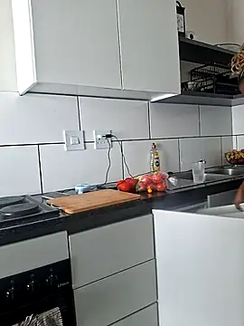 kktb lisa online show from February 22, 2026, 1:13 pm