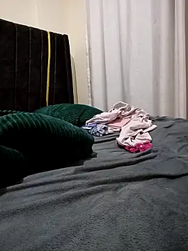 reddiamond07 online show from February 23, 2026, 10:32 pm