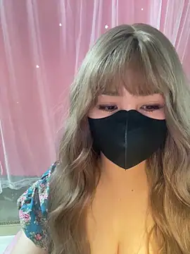 Snapshot of -Violet-t chatting on February 9, 2026, 2:53 am -Violet-t online show from February 9, 2026, 2:53 am