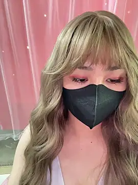 Snapshot of -Violet-t chatting on February 26, 2026, 5:51 am -Violet-t online show from February 26, 2026, 5:51 am