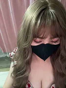 Snapshot of -Violet-t chatting on March 3, 2026, 1:18 pm -Violet-t online show from March 3, 2026, 1:18 pm