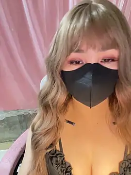 Snapshot of -Violet-t chatting on February 12, 2026, 9:53 am -Violet-t online show from February 12, 2026, 9:53 am