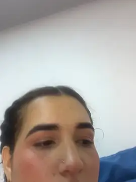 Snapshot of verus01 chatting on February 3, 2026, 6:40 am verus01 online show from February 3, 2026, 6:40 am