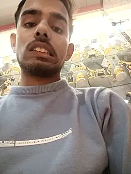 Rajkuma12345 online show from February 6, 2026, 8:21 am