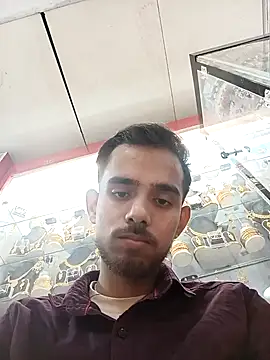 Rajkuma12345 online show from February 5, 2026, 7:48 am