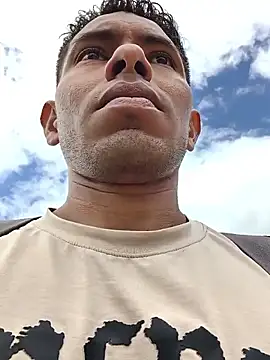 Snapshot of adambrosk_08 chatting on January 18, 2026, 5:27 pm adambrosk 08 online show from January 18, 2026, 5:27 pm