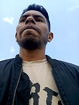 Snapshot of adambrosk_08 chatting on February 6, 2026, 5:20 pm adambrosk 08 online show from February 6, 2026, 5:20 pm