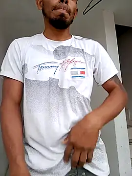 Snapshot of adambrosk_08 chatting on January 13, 2026, 5:39 pm adambrosk 08 online show from January 13, 2026, 5:39 pm