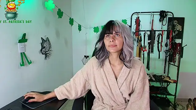 ariannaconnor  online show from March 19, 2026, 2:39 pm