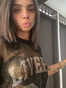 Electra Darkk online show from February 2, 2026, 6:07 pm