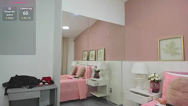 Laila-Stone online show from January 16, 2026, 12:09 pm