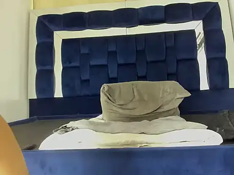 Snapshot of Scook_Gray_ chatting on February 12, 2026, 7:19 am Scook Gray online show from February 12, 2026, 7:19 am