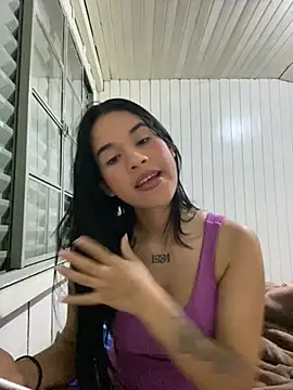 aslhey sandova online show from April 17, 2026, 12:13 am