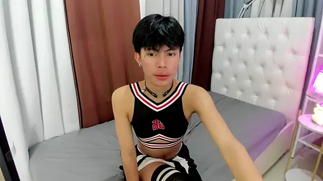 urtwinkbrixz online show from April 13, 2026, 4:49 am