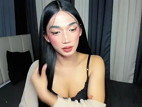 Snapshot of FyangFoxx chatting on April 10, 2026, 6:59 pm FyangFoxx online show from April 10, 2026, 6:59 pm