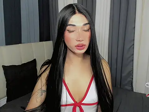 Snapshot of FyangFoxx chatting on April 7, 2026, 7:04 pm FyangFoxx online show from April 7, 2026, 7:04 pm