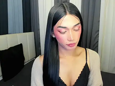 Snapshot of FyangFoxx chatting on April 11, 2026, 7:06 pm FyangFoxx online show from April 11, 2026, 7:06 pm