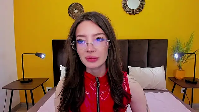 IvyDainty online show from May 9, 2026, 1:09 am
