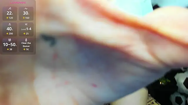 Snapshot of IvyDainty chatting on July 16, 2026, 1:24 am IvyDainty online show from July 16, 2026, 1:24 am