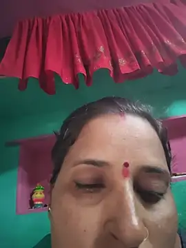Snapshot of Reena_lodha chatting on July 12, 2026, 7:53 am Reena lodha online show from July 12, 2026, 7:53 am