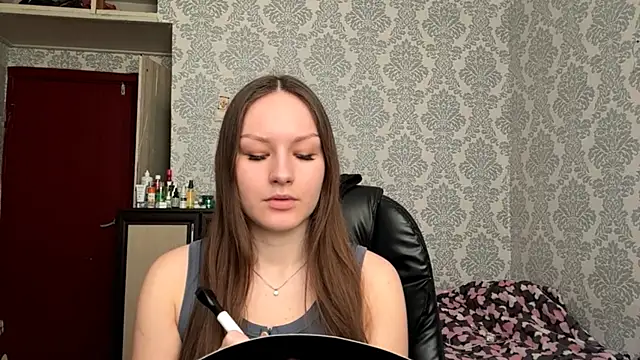 LindsayBlackshire online show from January 16, 2026, 8:07 am