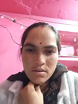 Snapshot of Sonam15884 chatting on February 18, 2026, 1:18 pm Sonam15884 online show from February 18, 2026, 1:18 pm