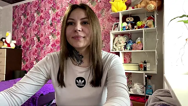 TraciBallena online show from February 20, 2026, 6:26 am