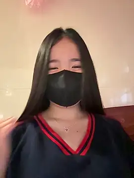 Snapshot of Gwen879 chatting on February 28, 2026, 1:16 am Gwen879 online show from February 28, 2026, 1:16 am