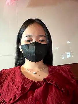 Snapshot of Gwen879 chatting on January 17, 2026, 8:40 am Gwen879 online show from January 17, 2026, 8:40 am