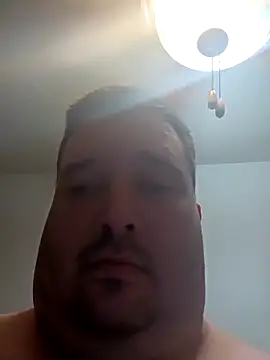 tacoguy1992 online show from February 15, 2026, 12:44 am