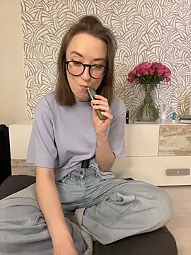 Snapshot of Persephone_Kore chatting on February 5, 2026, 5:42 pm Persephone Kore online show from February 5, 2026, 5:42 pm