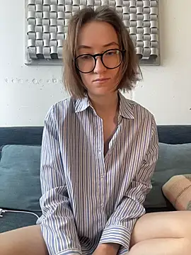 Persephone Kore online show from April 14, 2026, 11:04 am