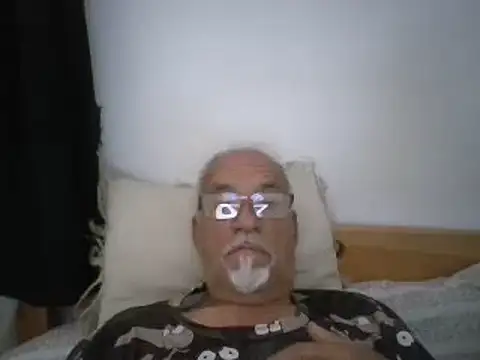 Snapshot of Patyman chatting on June 17, 2026, 2:27 pm Patyman online show from June 17, 2026, 2:27 pm